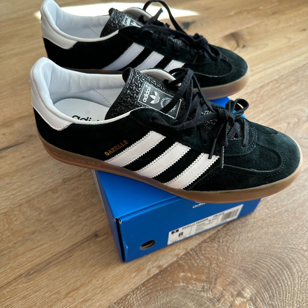 ADIDAS Gazelle Indoor Sneaker size Men’s 8.